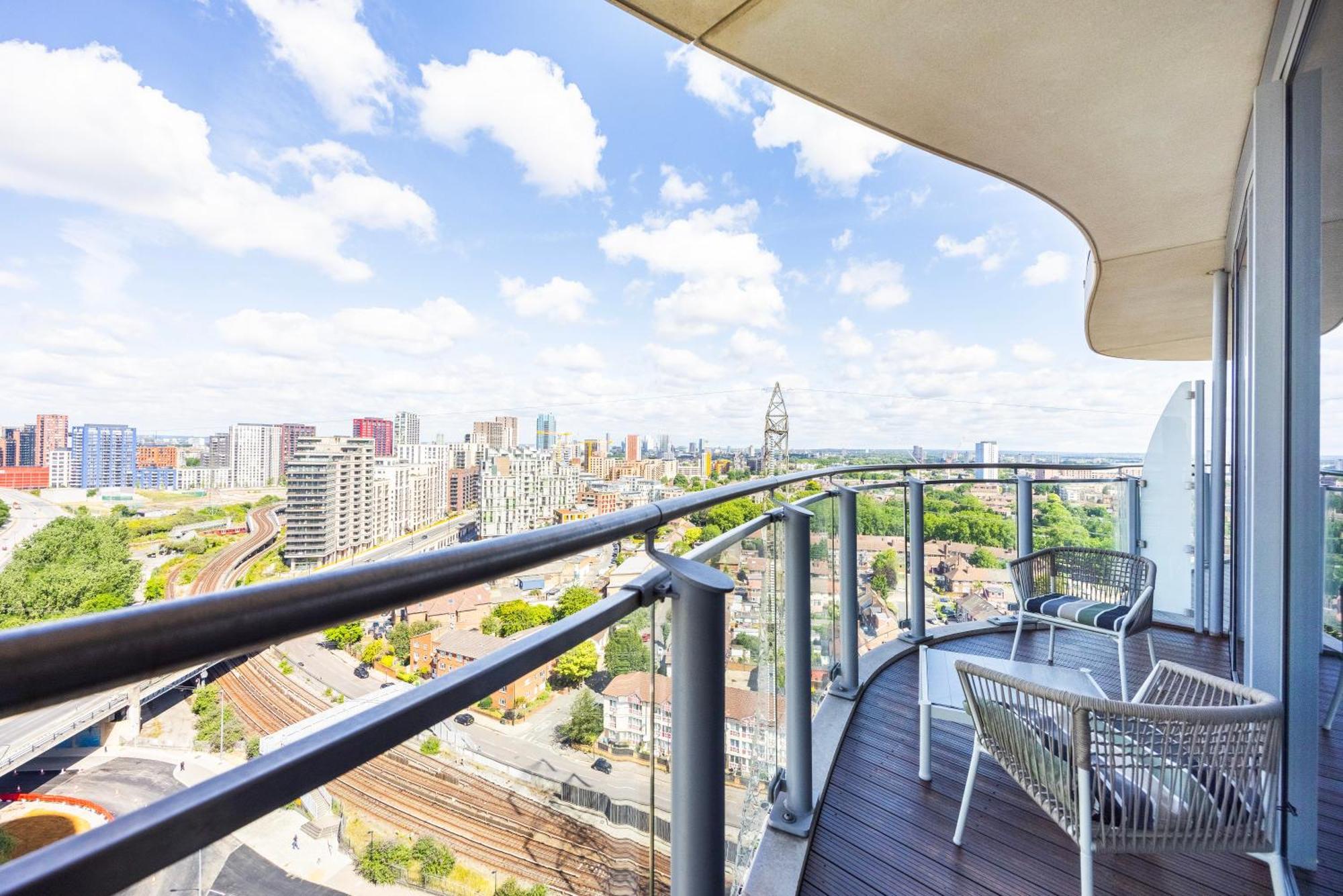 Austin David Apartments Excel Лондон Екстер'єр фото