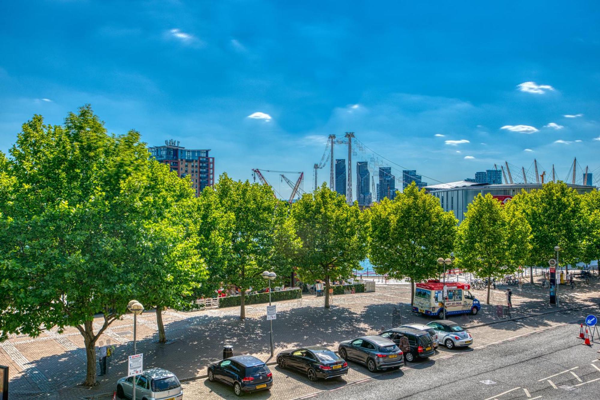 Austin David Apartments Excel Лондон Екстер'єр фото
